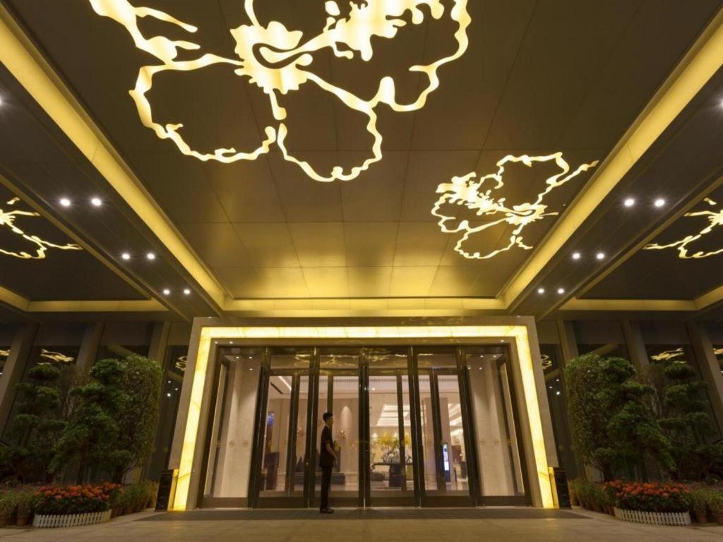 Ming Du Lakeside Hotel Nanning Exterior foto
