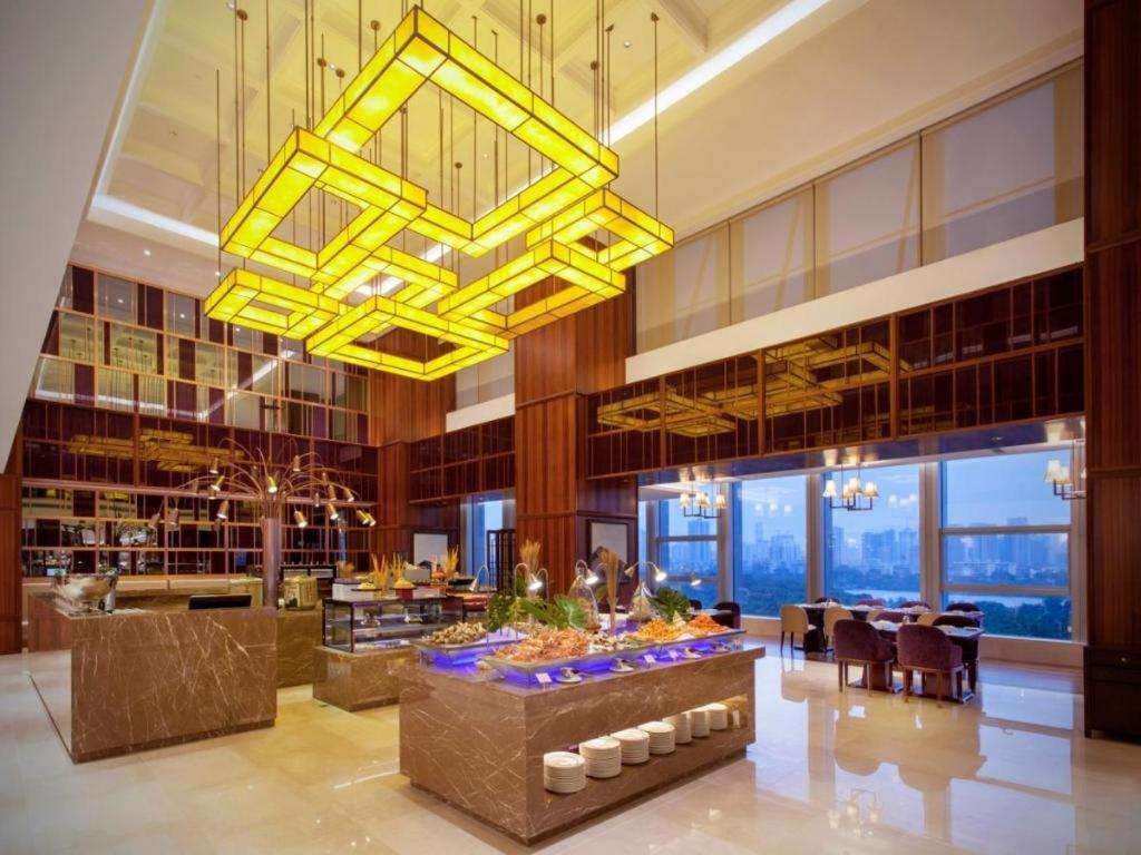 Ming Du Lakeside Hotel Nanning Exterior foto