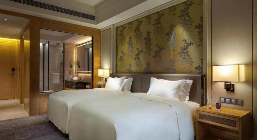 Ming Du Lakeside Hotel Nanning Exterior foto