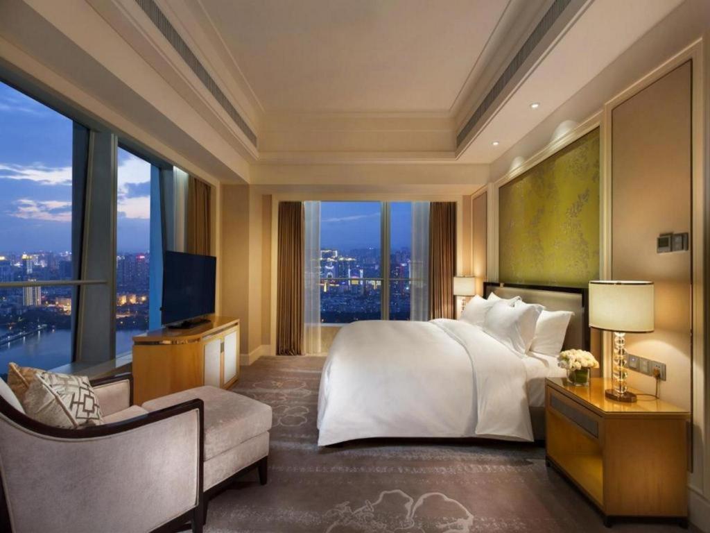 Ming Du Lakeside Hotel Nanning Exterior foto