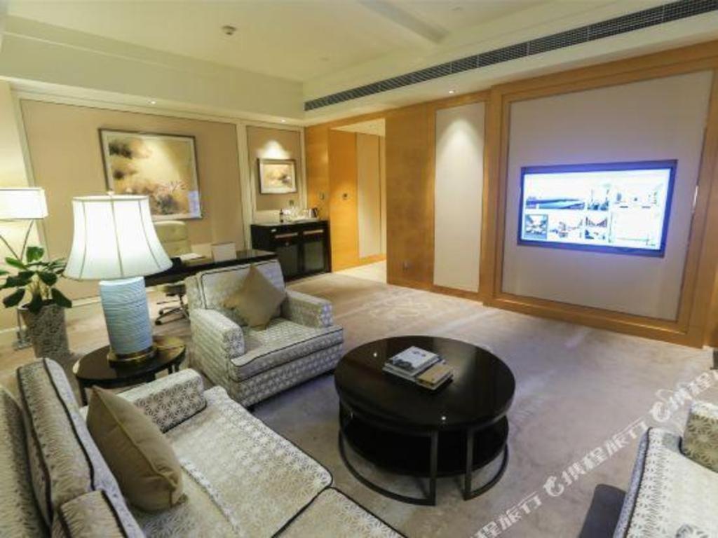 Ming Du Lakeside Hotel Nanning Exterior foto