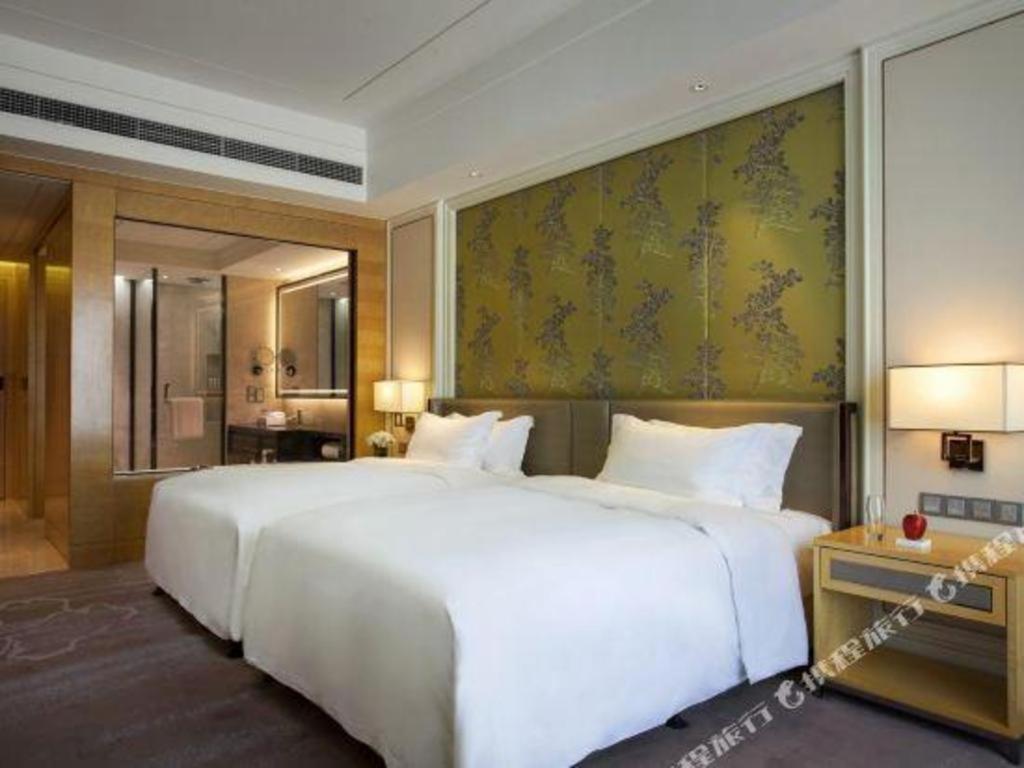 Ming Du Lakeside Hotel Nanning Exterior foto