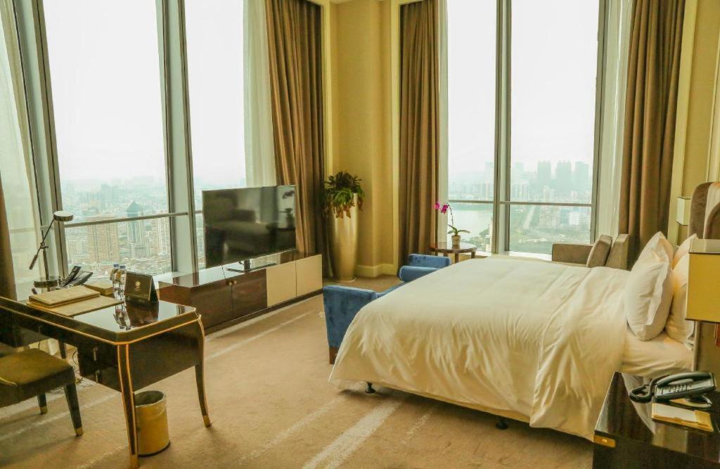 Ming Du Lakeside Hotel Nanning Exterior foto