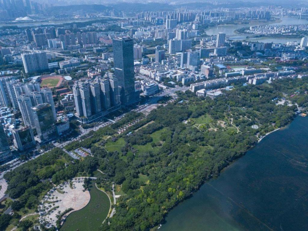 Ming Du Lakeside Hotel Nanning Exterior foto